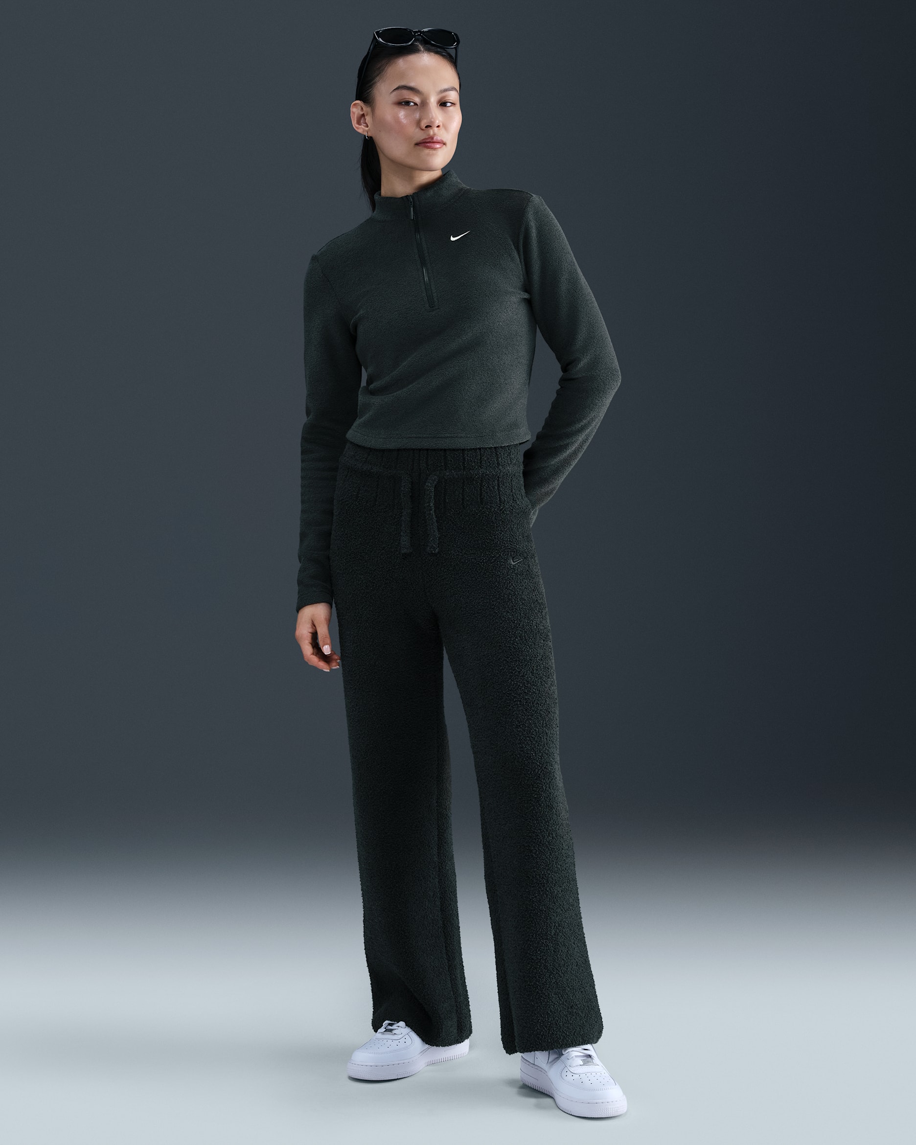 GNU CHROMATIC レディース　143センチ GNU Chromatic Women's Snowboard | GNU Snowboards 2022-2023